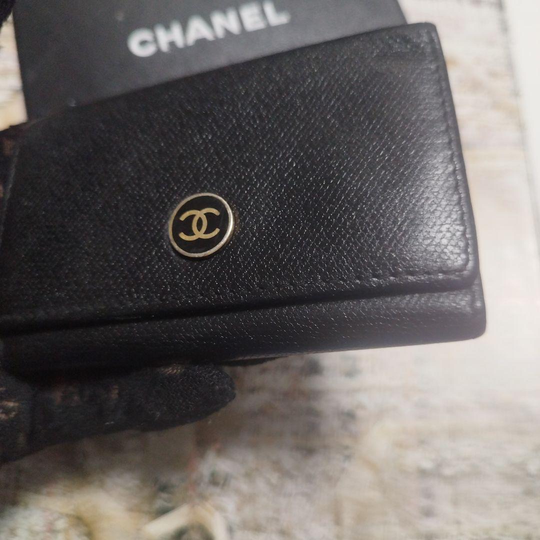 CHANEL ブラックレザーキーケース 箱付き