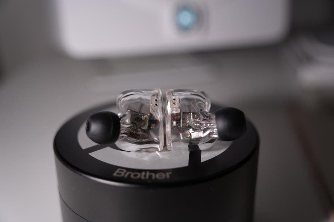 イヤホン Empire Ears Phantom Universal clear