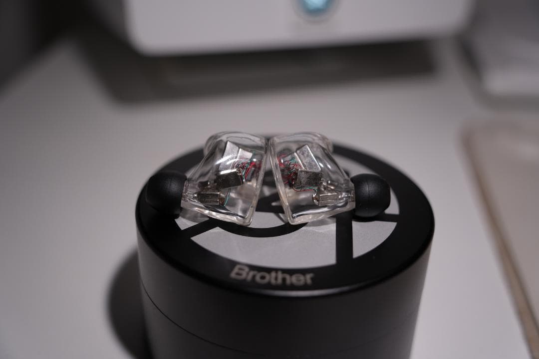 イヤホン Empire Ears Phantom Universal clear