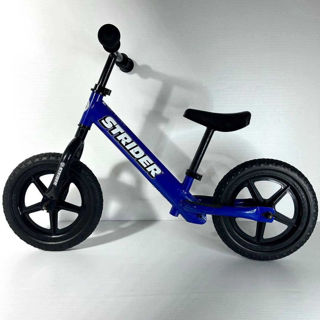 美品☆ストライダー クラシック 12 キックバイク ブルー 補助なし
