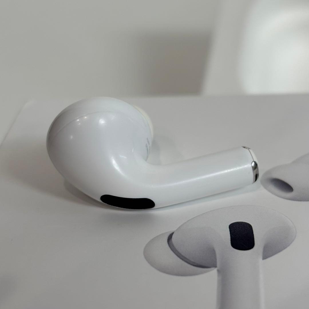 【箱なし】Apple AirPods Pro 第2世代 片耳 L 左 ケース