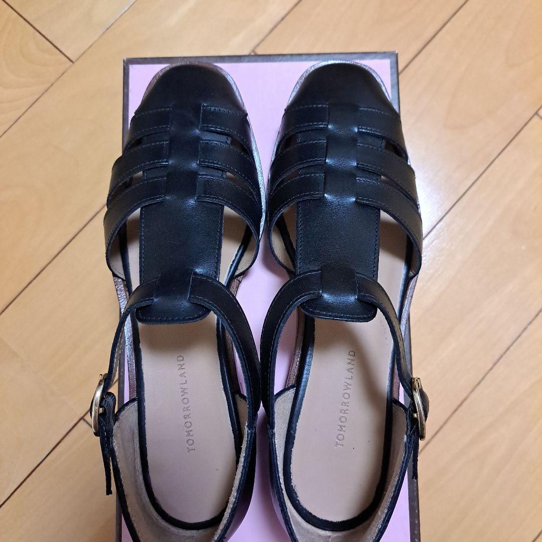 【新品未使用品】TOMORROWLAND レザーグルカサンダル