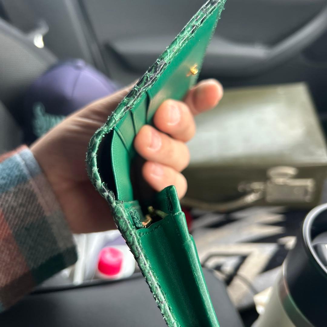 GUCCI グリーン 二つ折り財布