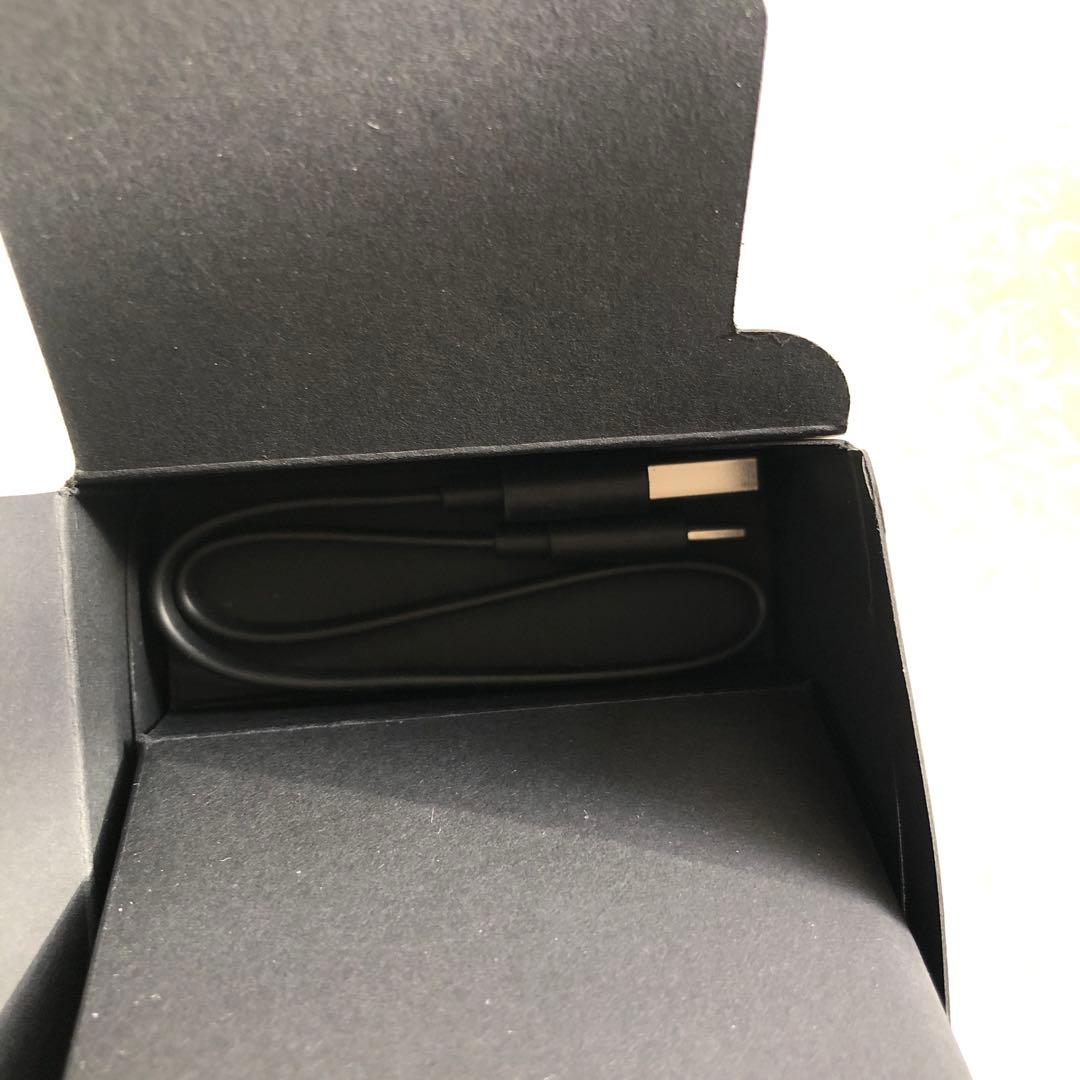 ヒツジ  JBL Tour Pro 3 ワイヤレスイヤホン