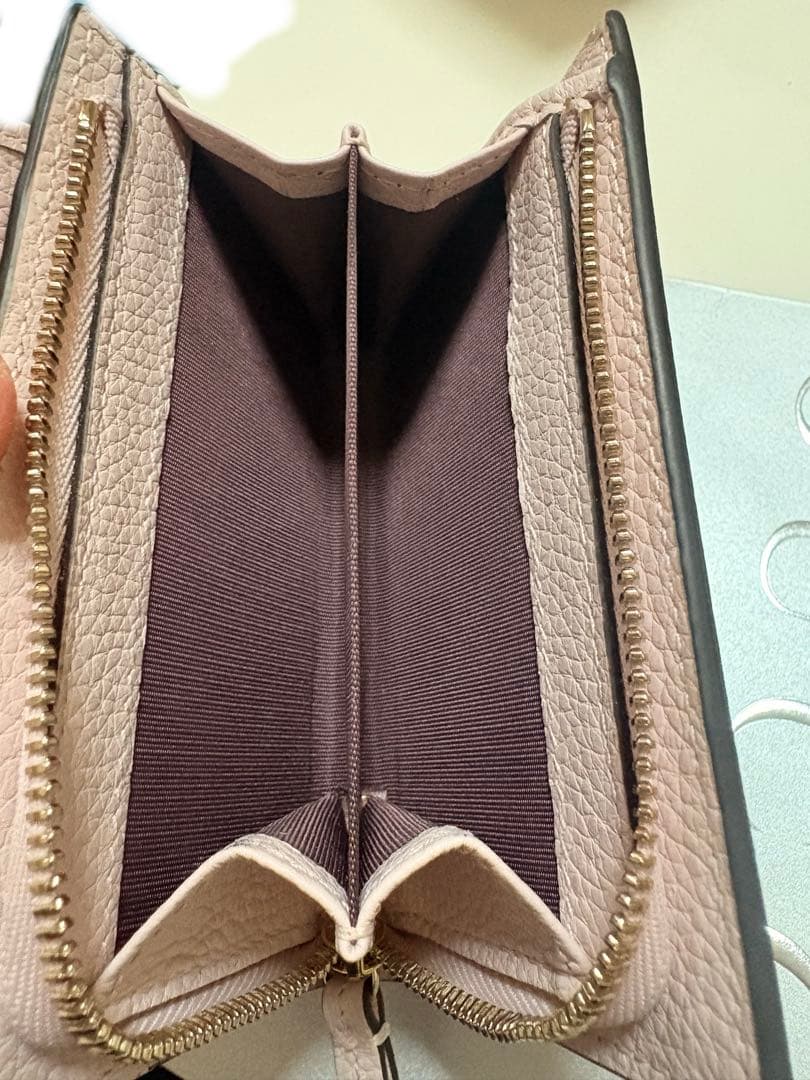 GUCCI ダブルGバイカラースモールウォレット