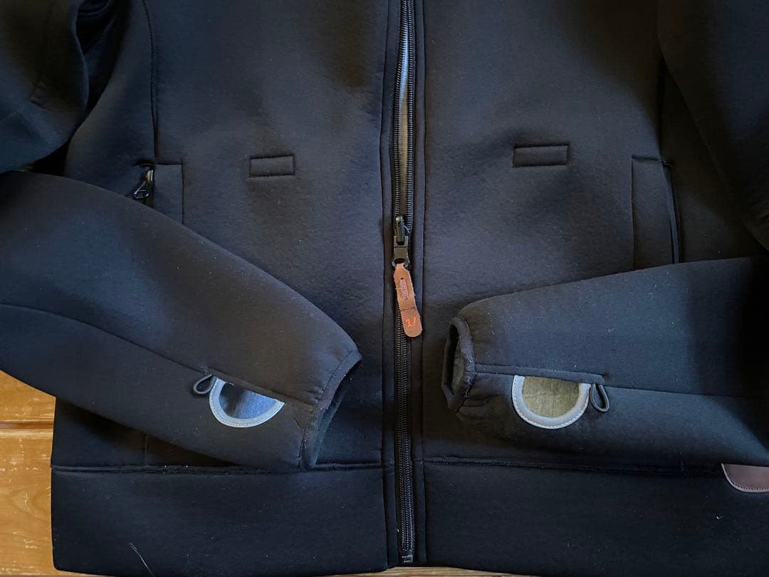 diadora HERITAG 新品　リバーシブル仕様　ジャージ　黒/グレー