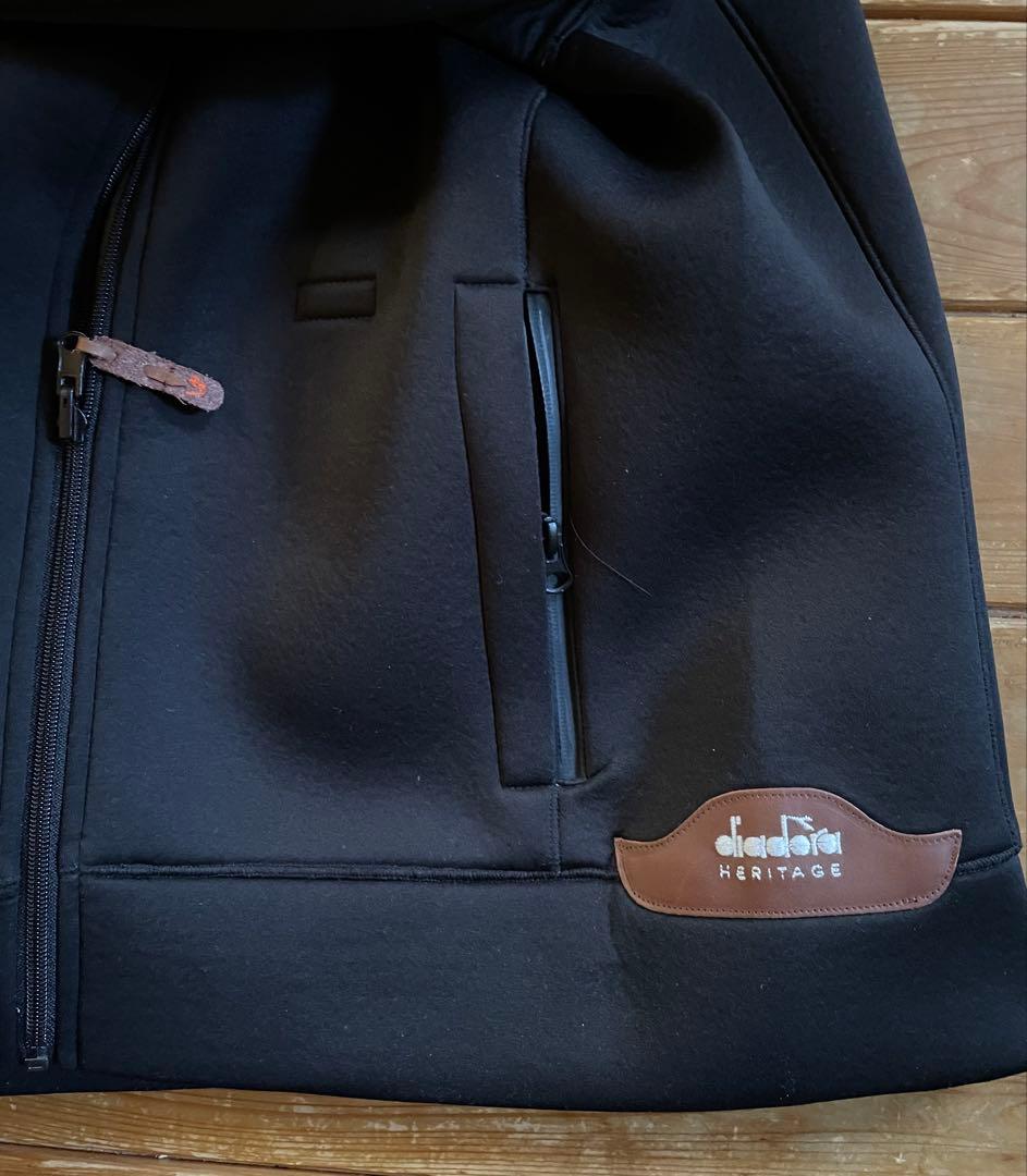 diadora HERITAG 新品　リバーシブル仕様　ジャージ　黒/グレー