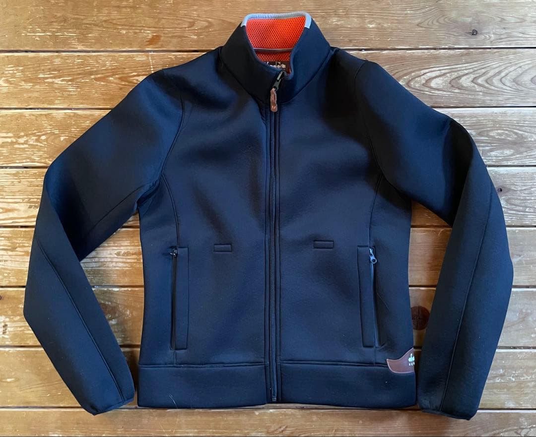 diadora HERITAG 新品　リバーシブル仕様　ジャージ　黒/グレー