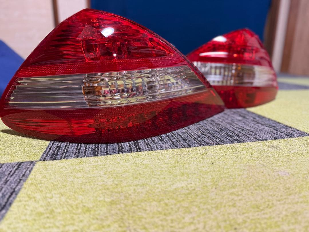 ・対応車種：メルセデス・ベンツSLクラス （R230後 期）・純正品・左右