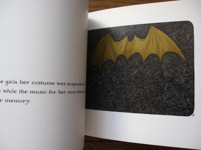 The Gilded Bat　Edward Gorey