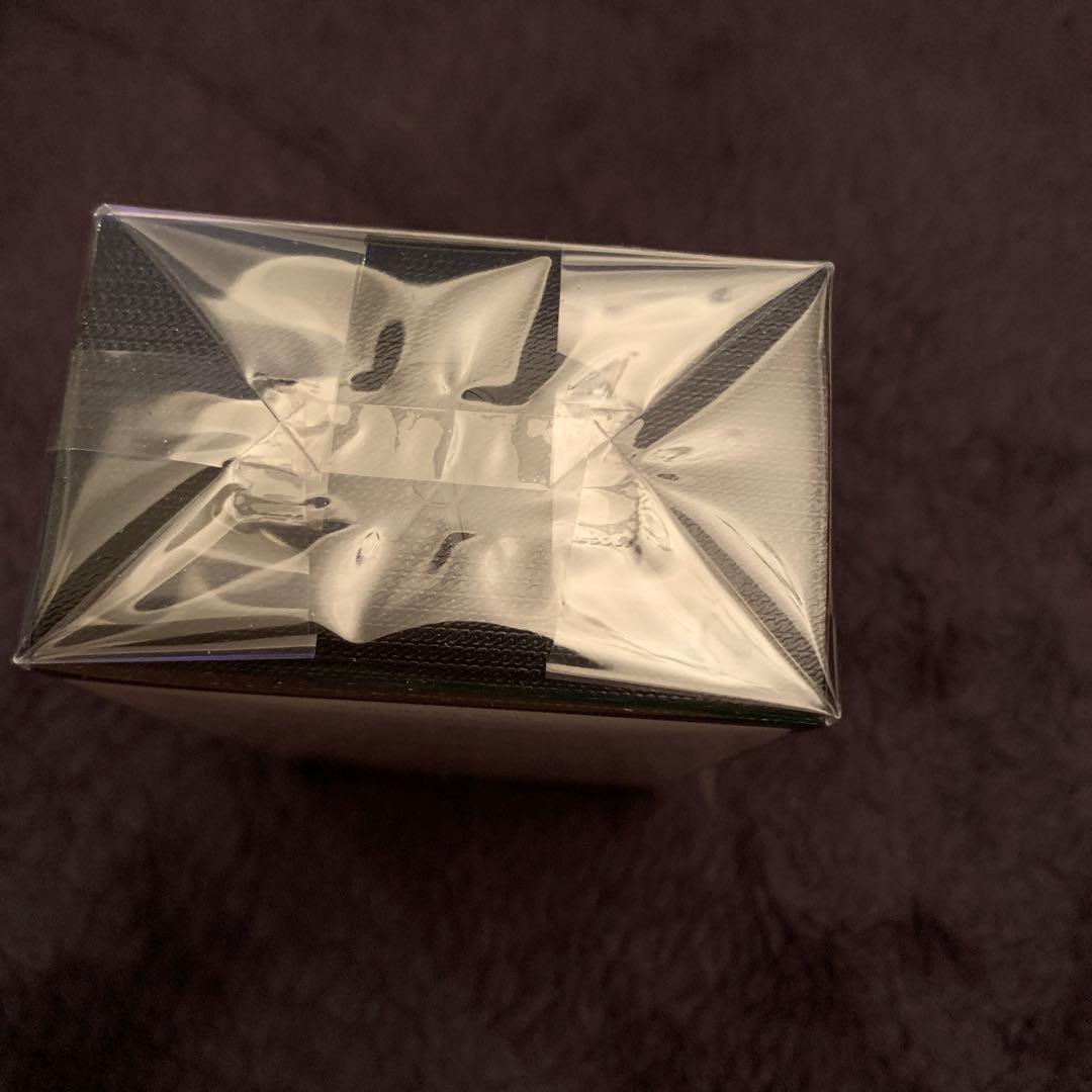 イヴサンローラン　リブレ　オーデトワレ　50ml