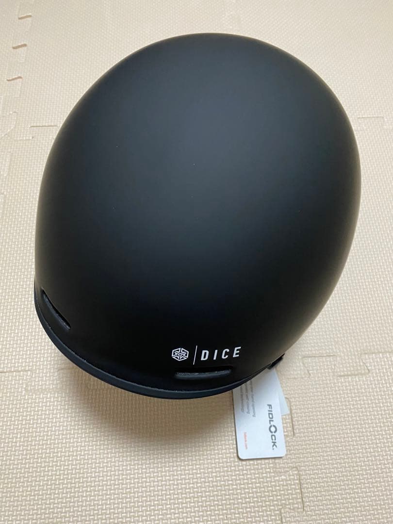 【タグ付き】DICE スノーボードヘルメット マットブラック