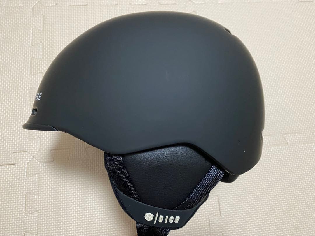 【タグ付き】DICE スノーボードヘルメット マットブラック