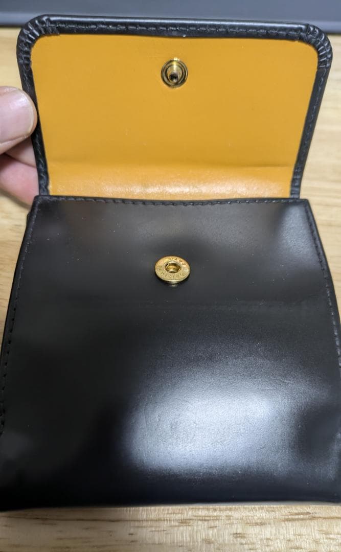 ETTINGER（エッティンガー）二つ折り財布 小銭入れ付