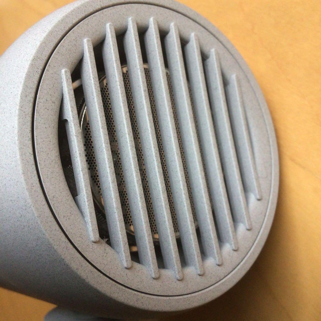 SALONIAエアトリートメントドライヤー 美品