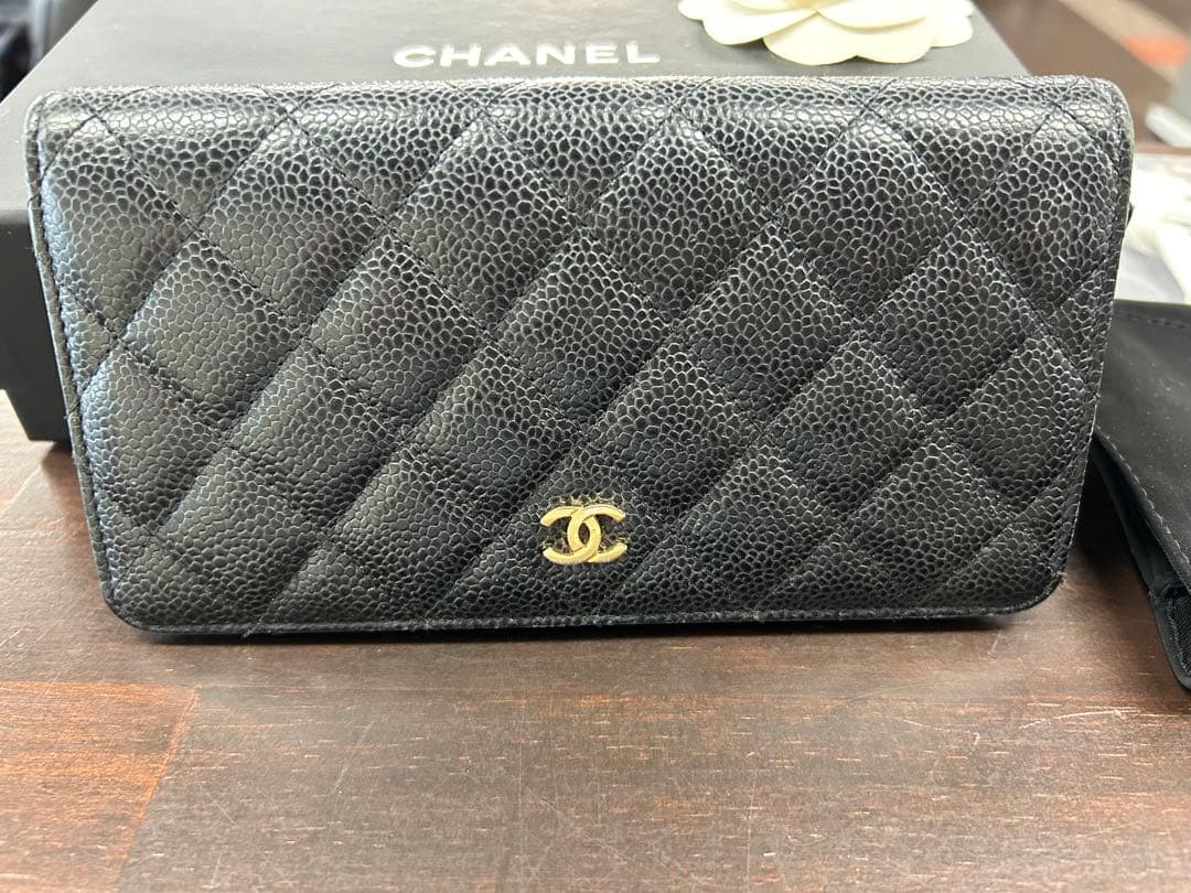 Chanel ブラックキルティング 長財布
