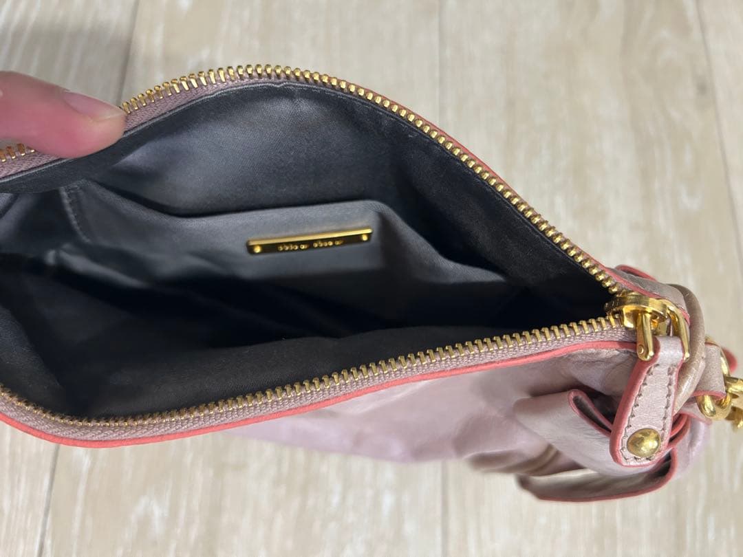 miu miu 薄ピンク リボンバッグ　保証書付き