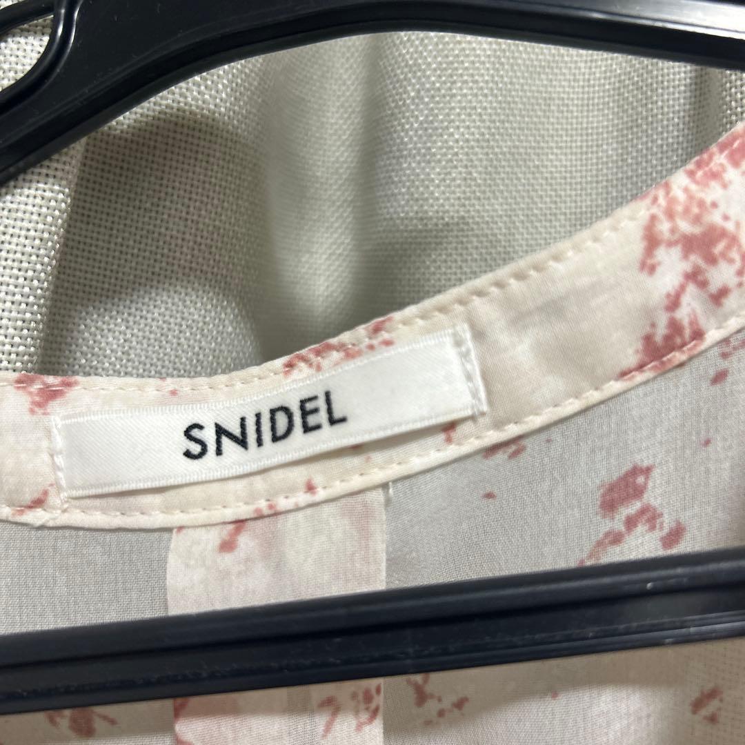 【00サイズ】SNIDEL sustainableフリルワンピース
