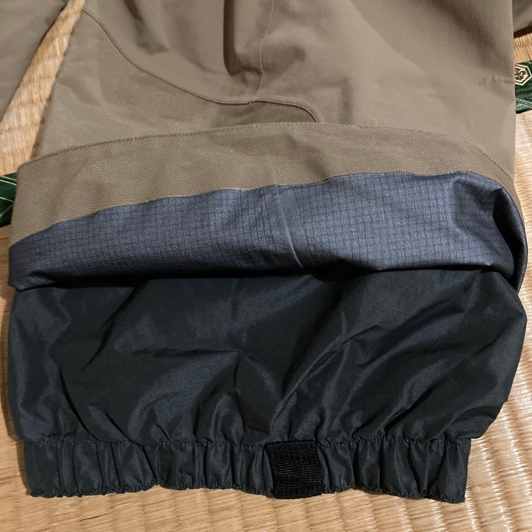 パタゴニア　パウスレイヤービブ 女性用S