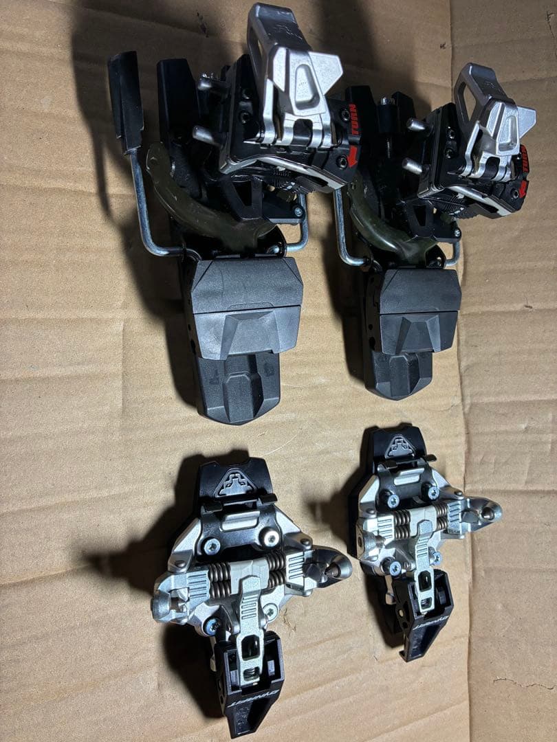 Dynafit Radical ST ペア（左右セット）の中古ビンディングです。