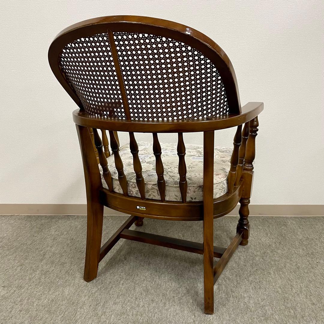 【カリモク】\"コロニアル\"CC3400 肘付食堂椅子 No.5