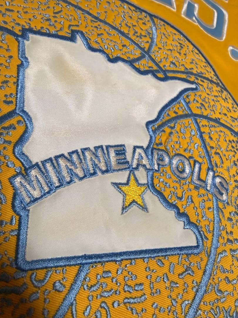 90s NBA MPLS ミネアポリス レイカーズ スタジャン バスケットチーム