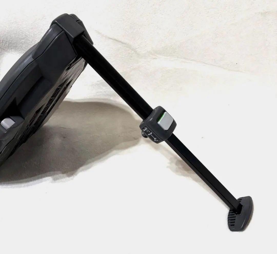 美品✨ Combi THE S 乗せ換えベース　コンビ　ザエス