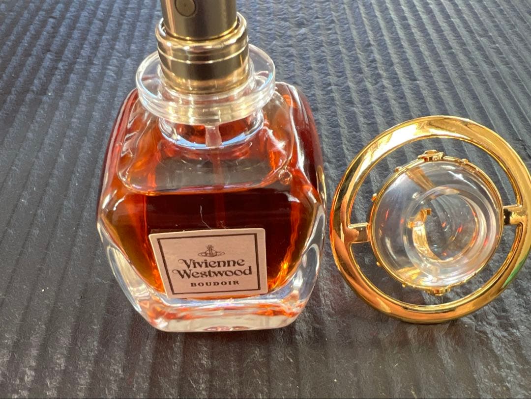 ヴィヴィアンウエストウッド ブドワール　オードパルファム 香水　30ml