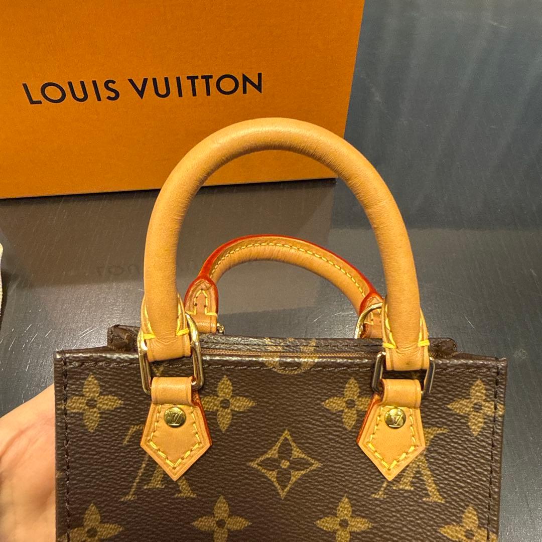Louis Vuitton ルイヴィトン　プティットサックプラ