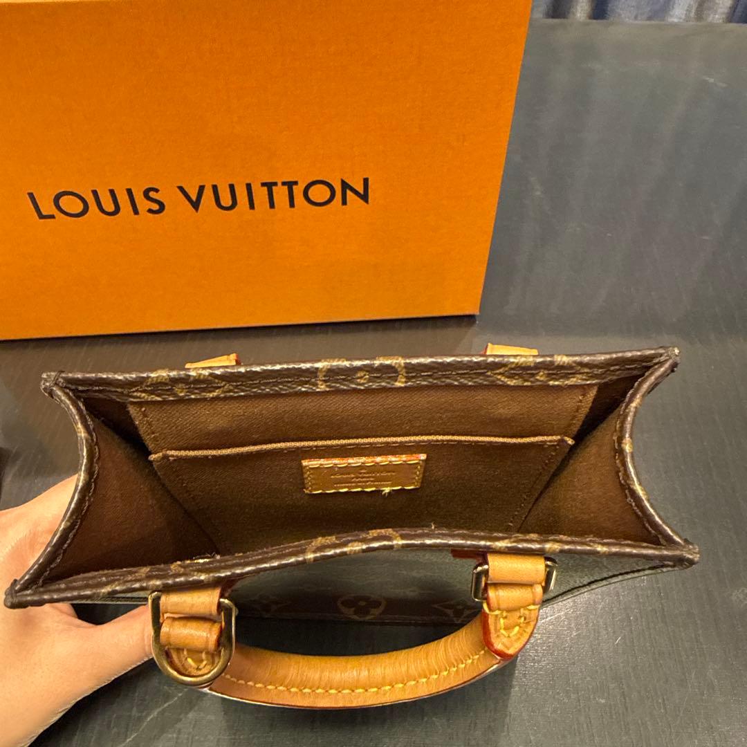 Louis Vuitton ルイヴィトン　プティットサックプラ