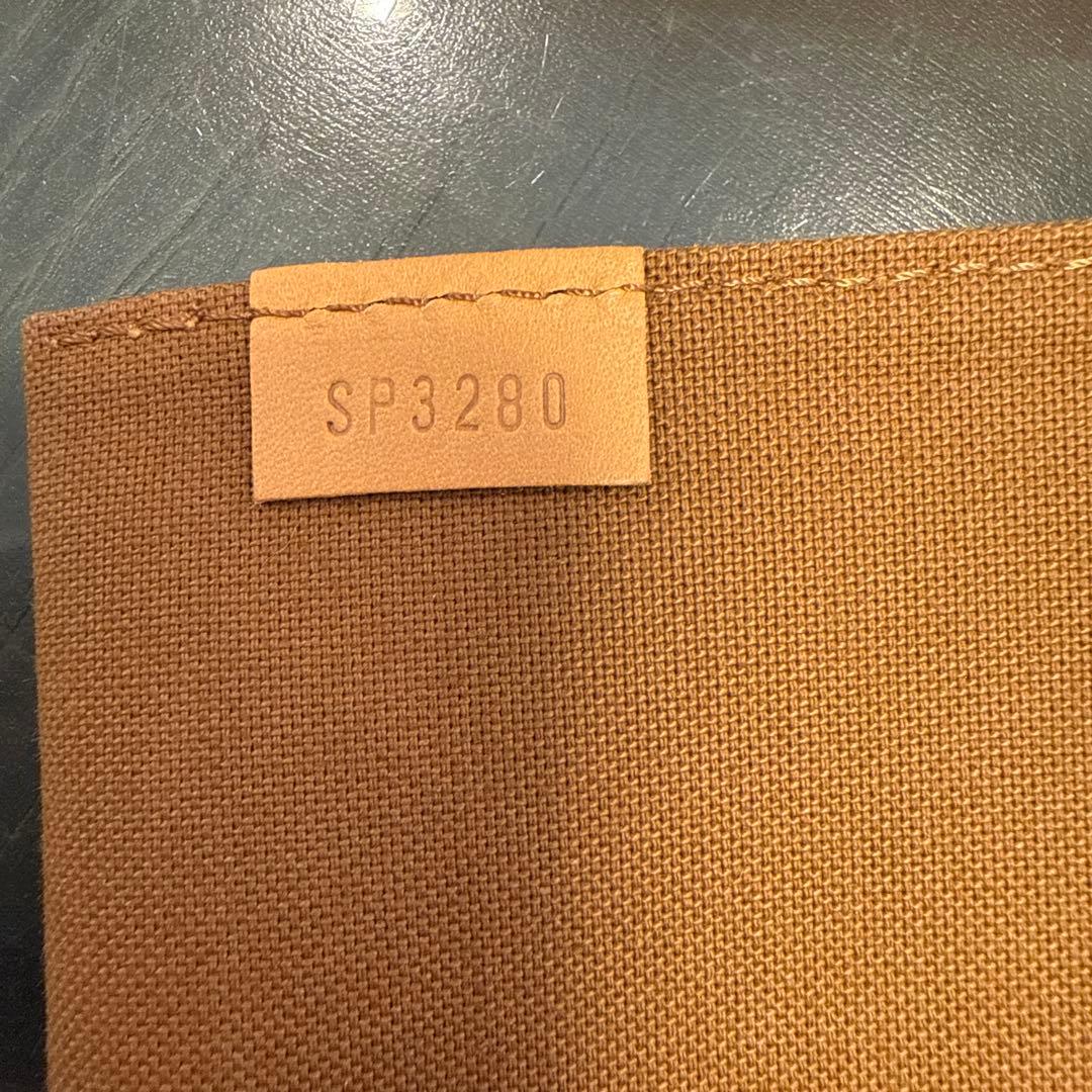 Louis Vuitton ルイヴィトン　プティットサックプラ