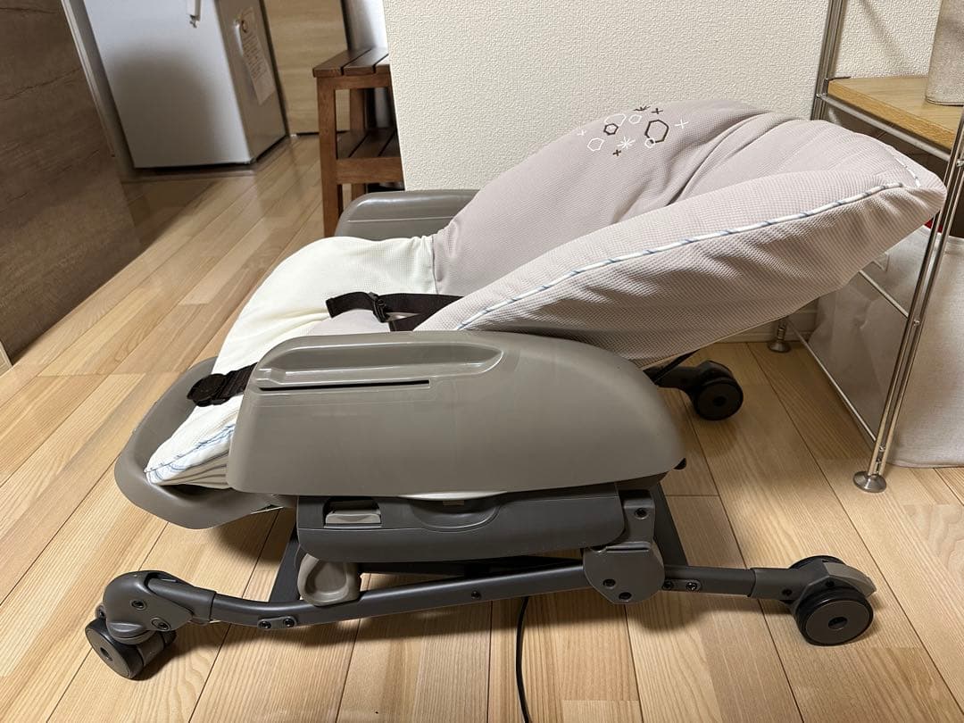 Combi ネムリラ FF ベビーチェア