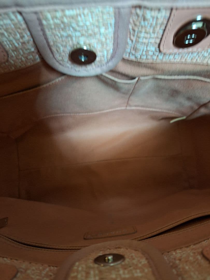 CHANEL ドーヴィルチェーントートバッグ