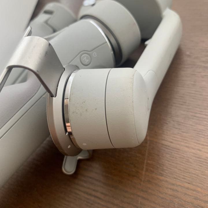 【ジンバル】dji om5 スマホ　スタビライザー