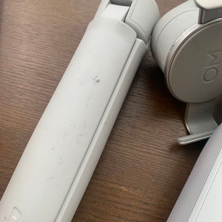 【ジンバル】dji om5 スマホ　スタビライザー