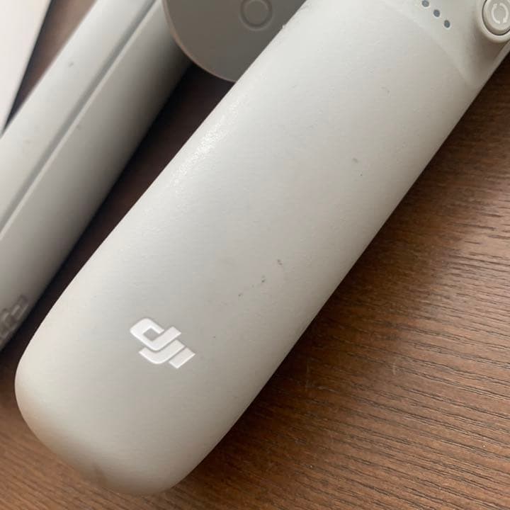 【ジンバル】dji om5 スマホ　スタビライザー