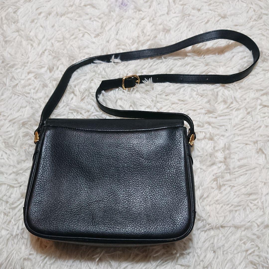 Burberry バーバリー　レザーショルダーバッグ　ブラック　ノバチェック