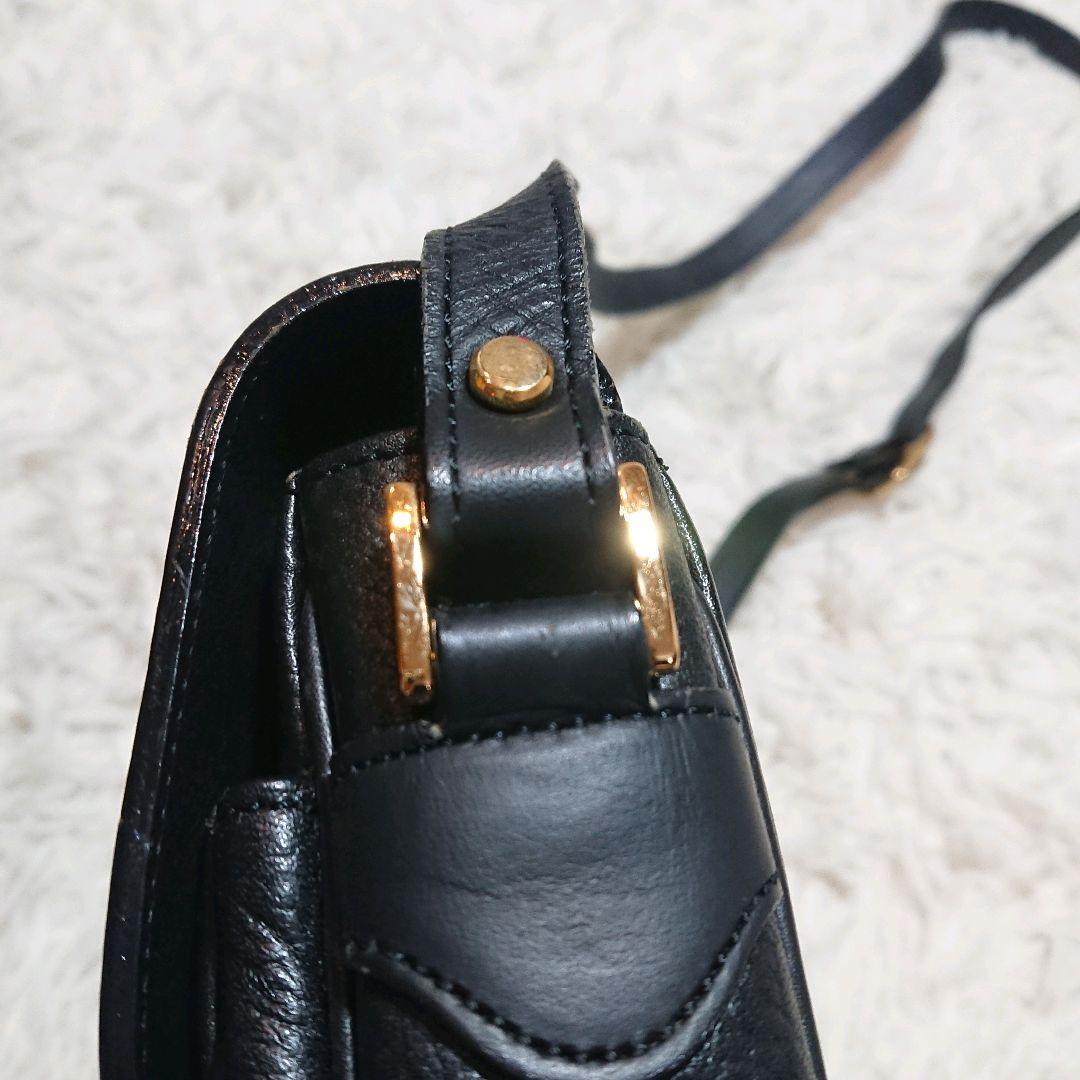 Burberry バーバリー　レザーショルダーバッグ　ブラック　ノバチェック