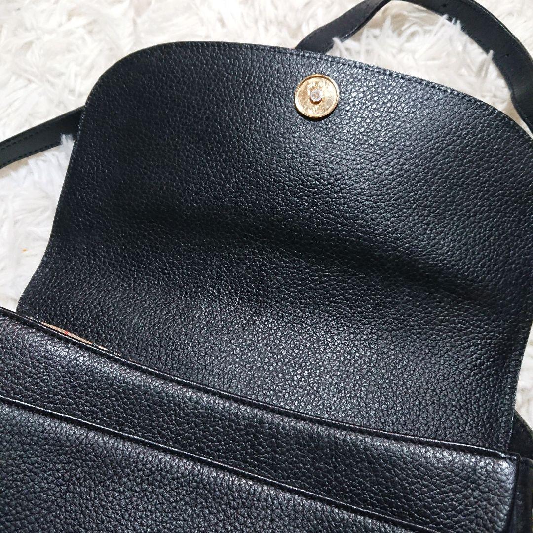Burberry バーバリー　レザーショルダーバッグ　ブラック　ノバチェック