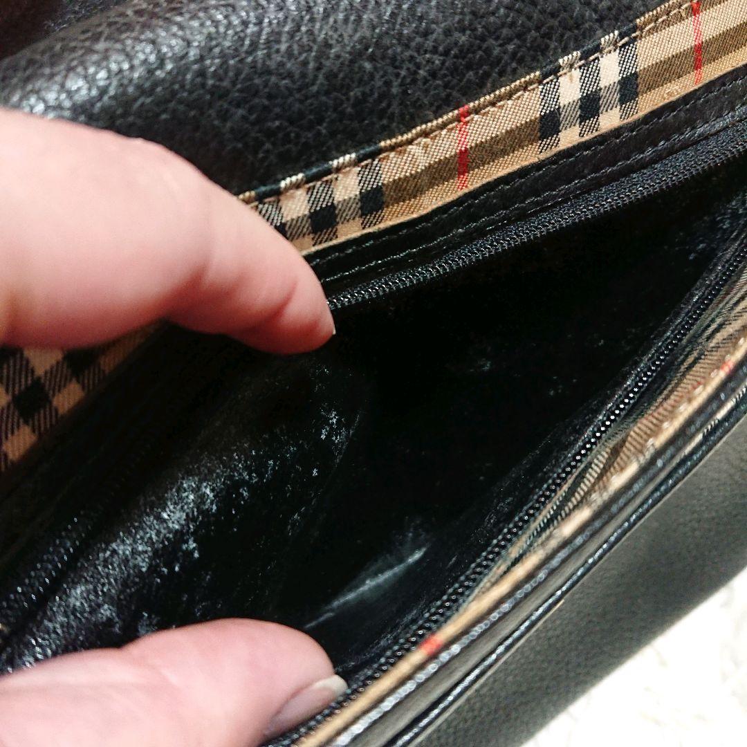 Burberry バーバリー　レザーショルダーバッグ　ブラック　ノバチェック