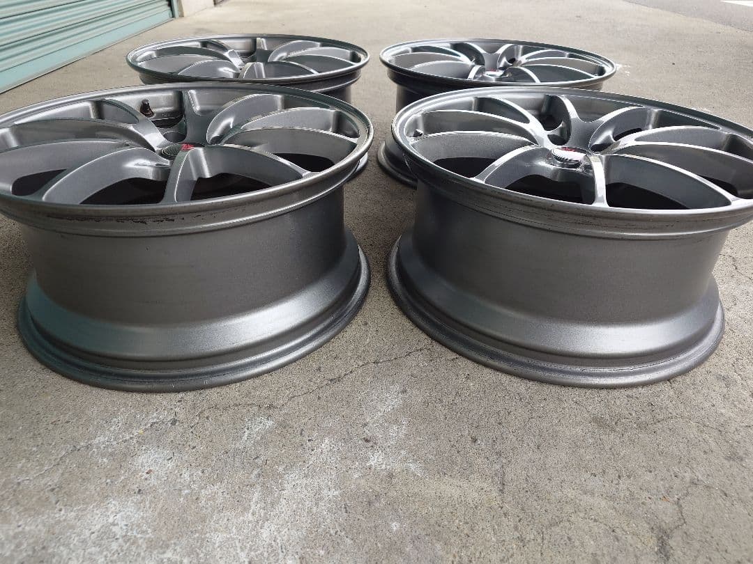 【週末限定値下げ】STI Performanceホイール 18インチ ガンメタ