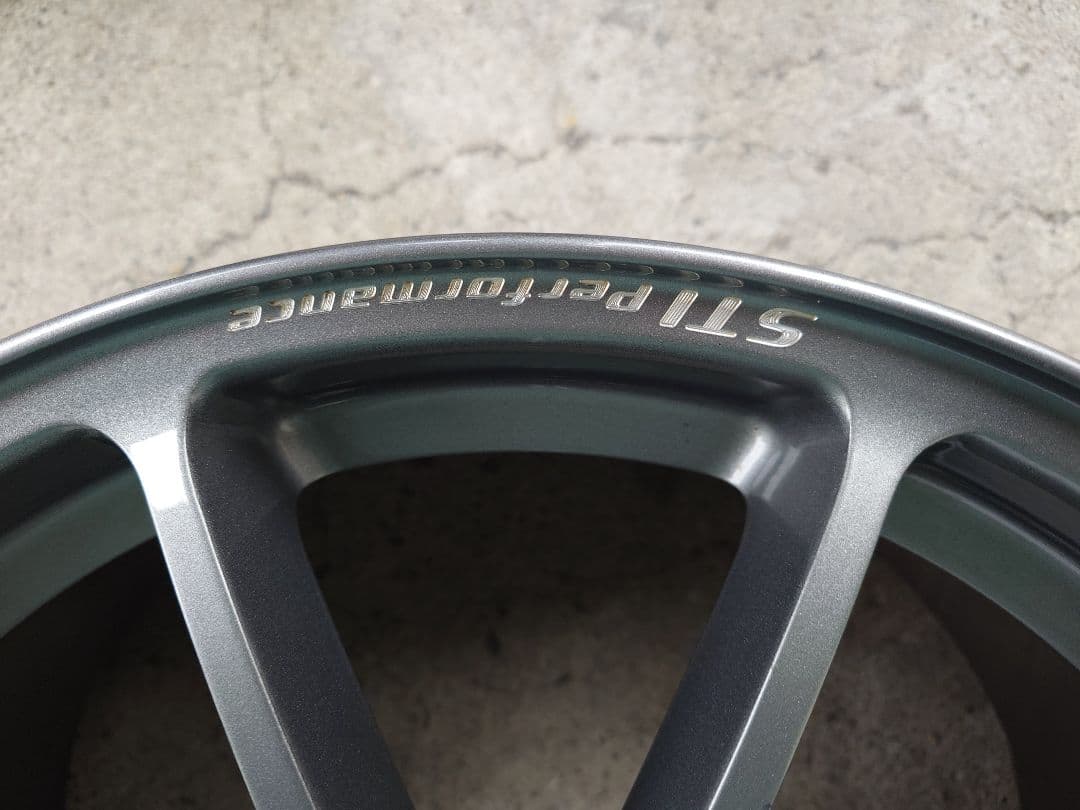 【週末限定値下げ】STI Performanceホイール 18インチ ガンメタ