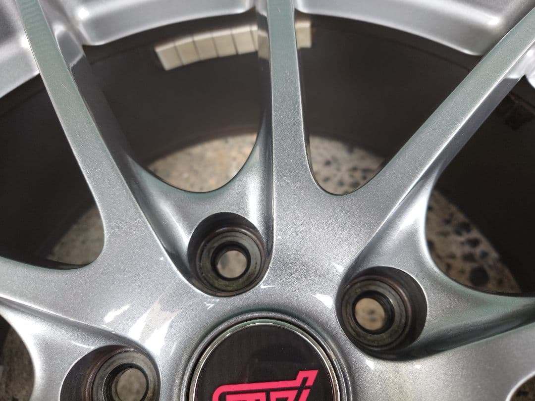 【週末限定値下げ】STI Performanceホイール 18インチ ガンメタ