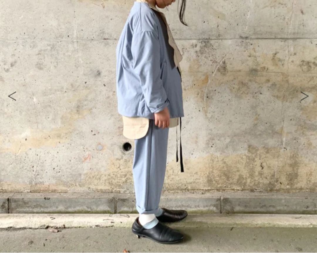 美品　MOUN TEN. セットアップ スーツ 125 水色　日本製