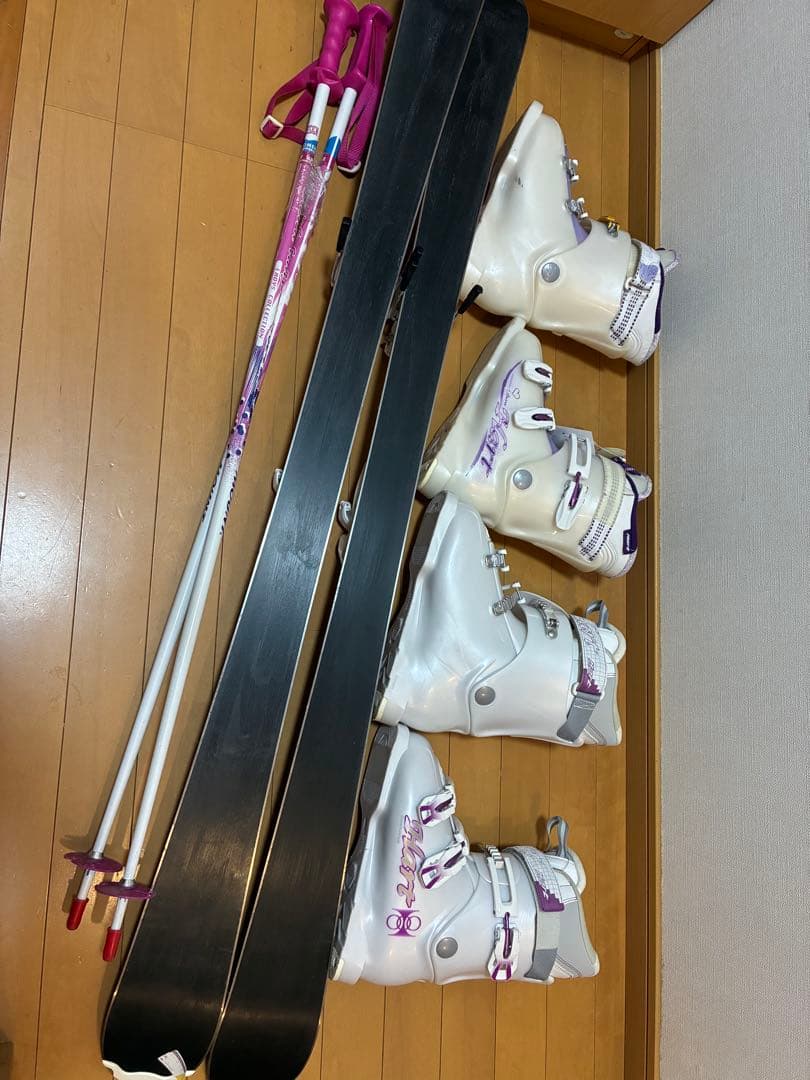 超美品スキーセット板137cm靴23.5か24cm 130〜152cmくらいの方