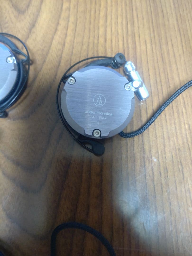 audio technica ATH-EM7　有線イヤホン　ケース付き