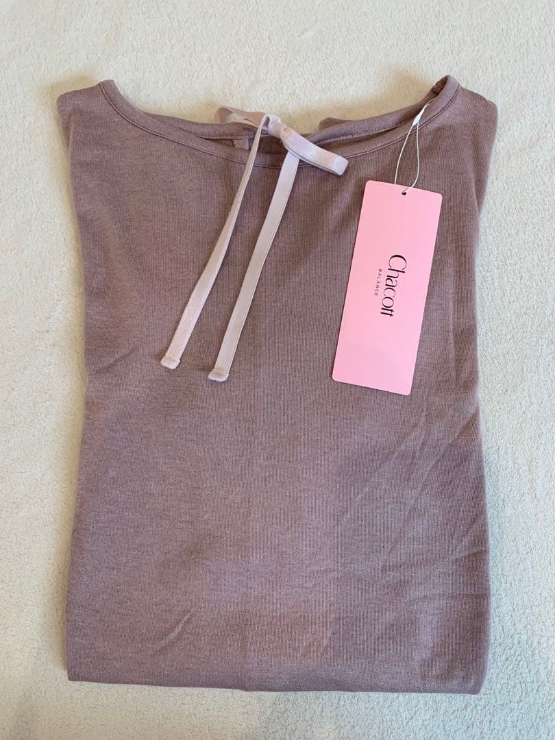 Chacott リボン付き長袖ヨガウェア　新品　Mサイズ