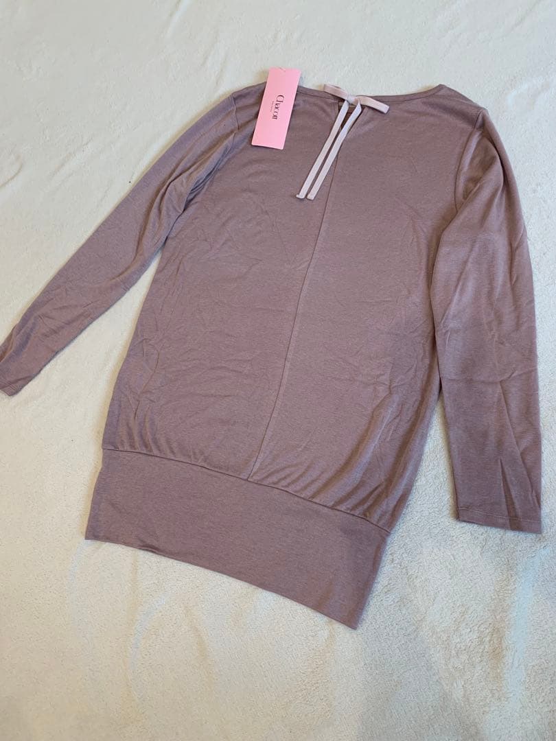 Chacott リボン付き長袖ヨガウェア　新品　Mサイズ