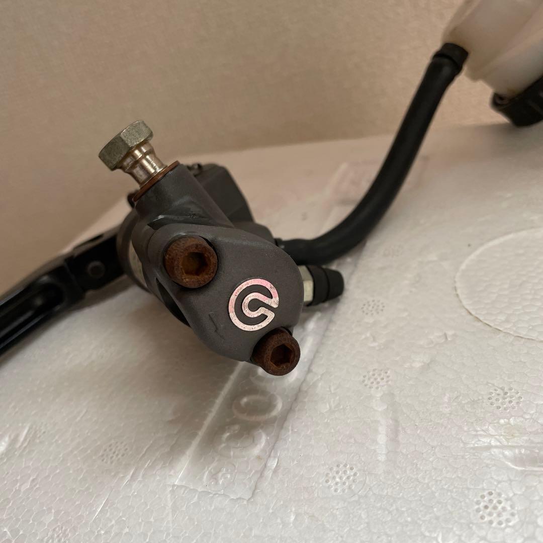 ブレンボ　ラジアルマスターシリンダー　ラジポン　19×18