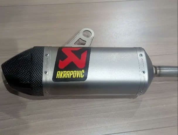 AKRAPOVIC レア物サイレンサーTC85 85sx 2018〜用新品未使用